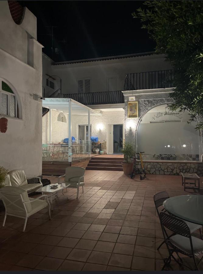 Villa Matilda Luxury B&B Ísquia Exterior foto